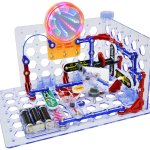 the Snap Circuits 3D illumination set assembled with a light tunnel and mirror experiment